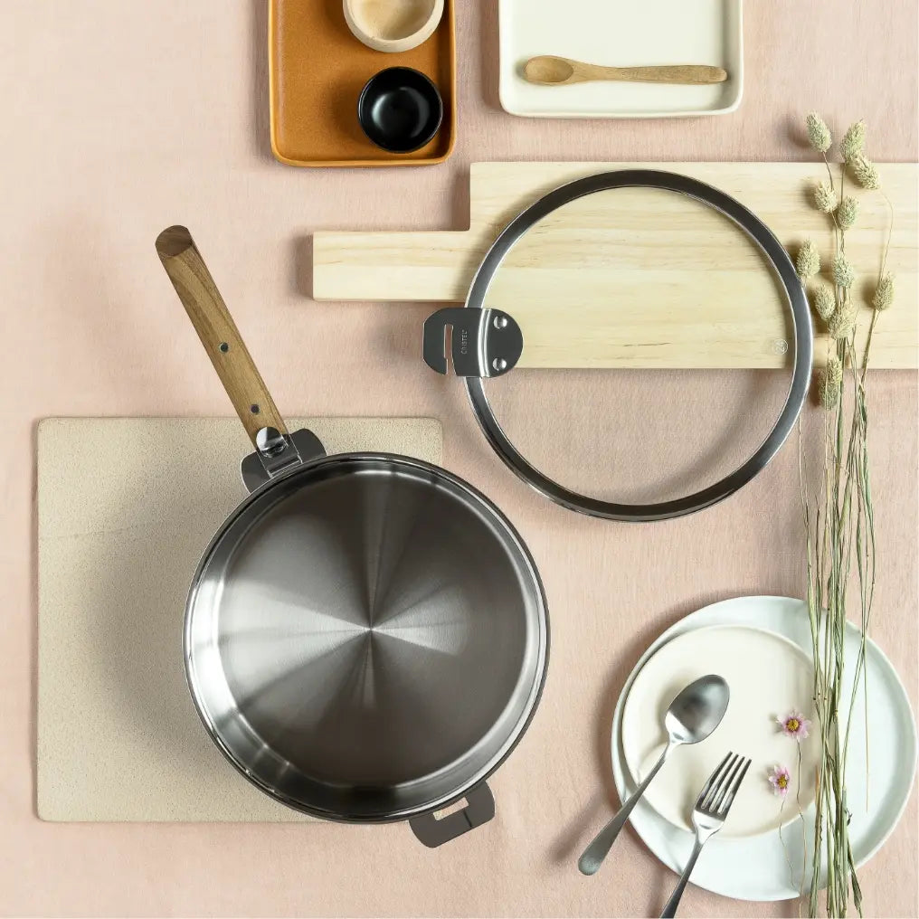 Cristel Strate Non-Stick Sauté Pan with Lid – Exceliss® French Cookware
